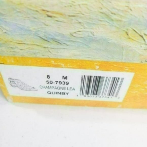 Bella Vita Quinby Chop Out Wedge Sandals-8 - Picture 8 of 8